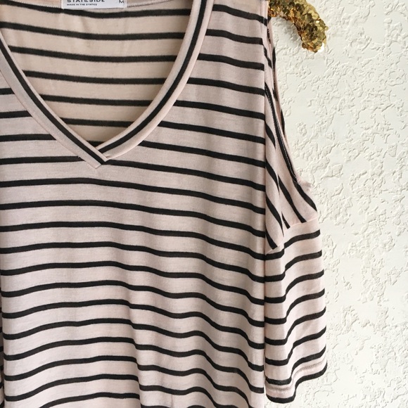 Stateside Triblend S/S V-neck Tee in Heather Grey